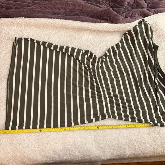 Banana Republic Olive Green Striped Elastic Waist Stretch Dress Medium EUC - Picture 7 of 9
